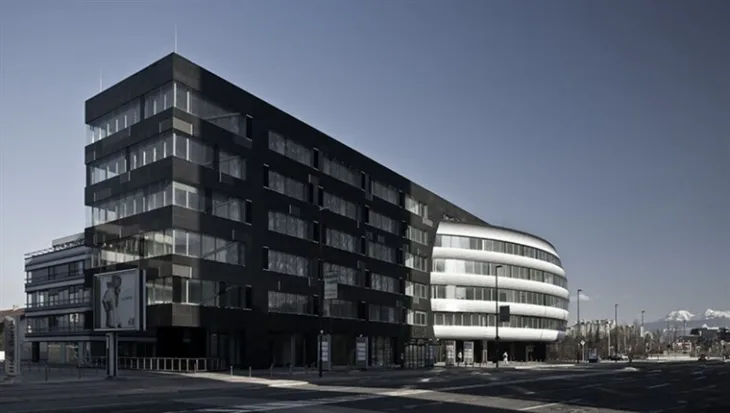 Fortenova prodala Mercatorov neboder u Ljubljani