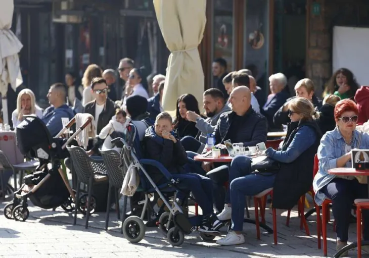 Bascarsija setnja Sarajevo novembar jesen setaci 20 872x610