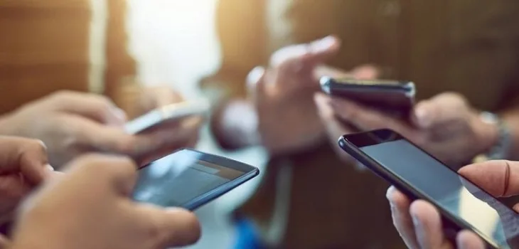 Mobilni telefoni 20