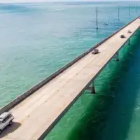 Autocesta koja “lebdi” nad morem i 44 ostrva