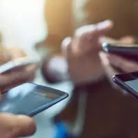 Mobilni telefoni 20