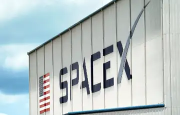 Akcije Space X a