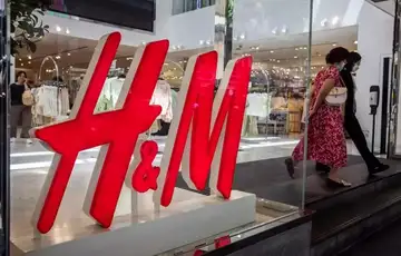 H M