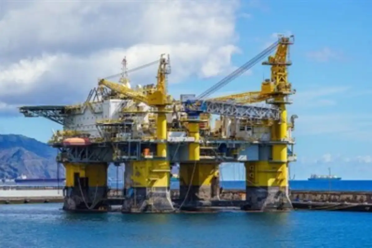 Nafta istrazivanje 400 400 p C 90