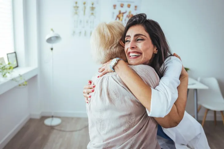 zagrljaj  Foto: Shutterstock