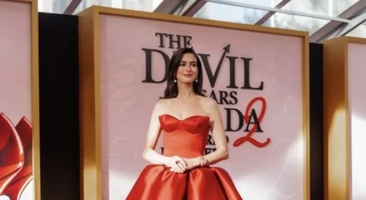 Anne Hathaway