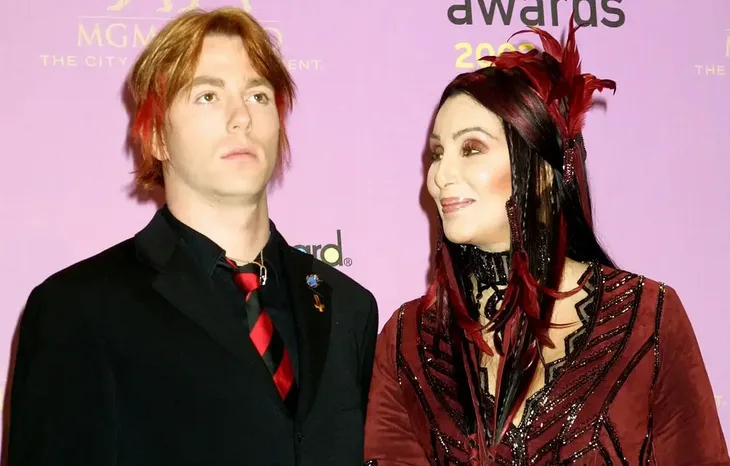 Elijah Blue Allman i Cher