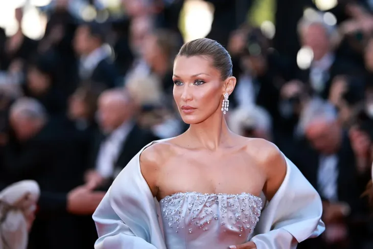 Bella Hadid Crveni tepih Cannes/ EPA-EFE