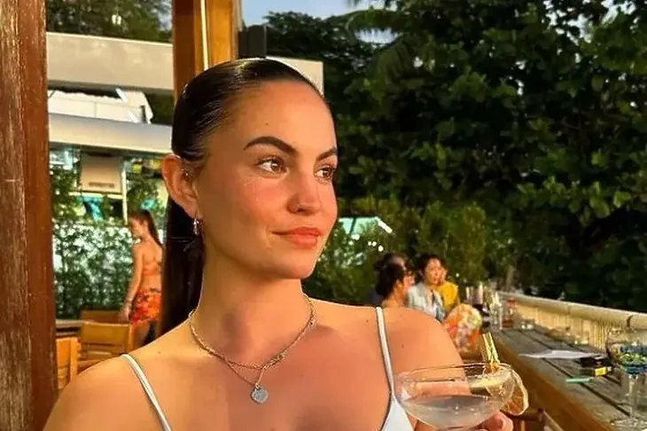Molly Ava