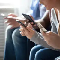 Mobitel Shutterstock