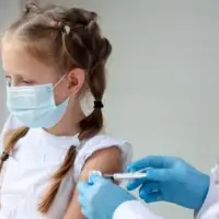 Vakcina shutterstock