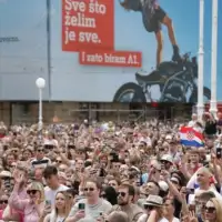 Zagreb   docekuju predstavnika eurosonga