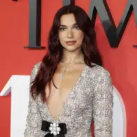 Dua Lipa 872x610