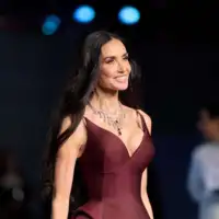 Demi Mur 1