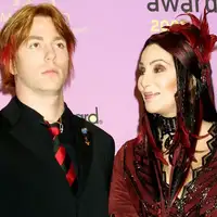 Elijah Blue Allman i Cher