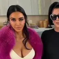 Kim Kardashian i Kris Jenner za Ukrs