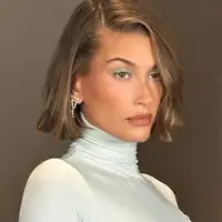 Hailey Bieber