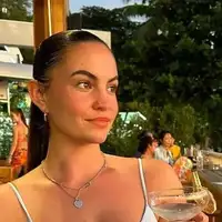 Molly Ava