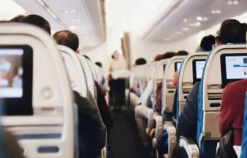 avion unitrasnjost foto  UNSPLASH