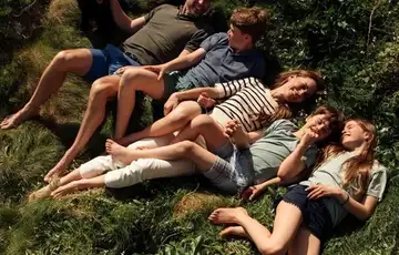 Princ William i Kate Middleton sa djecom