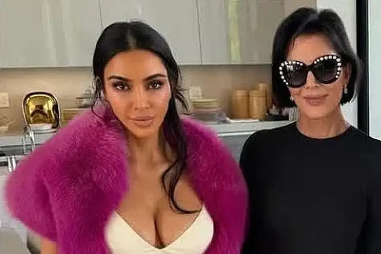 Kim Kardashian i Kris Jenner za Ukrs