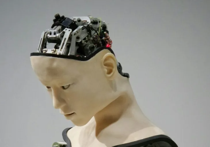 Robot umjetna inteligencija e1742382709805 872x610