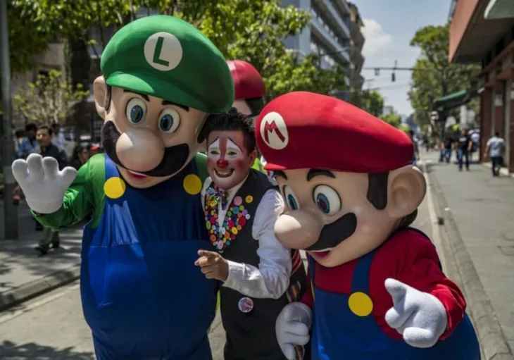 Super Mario
