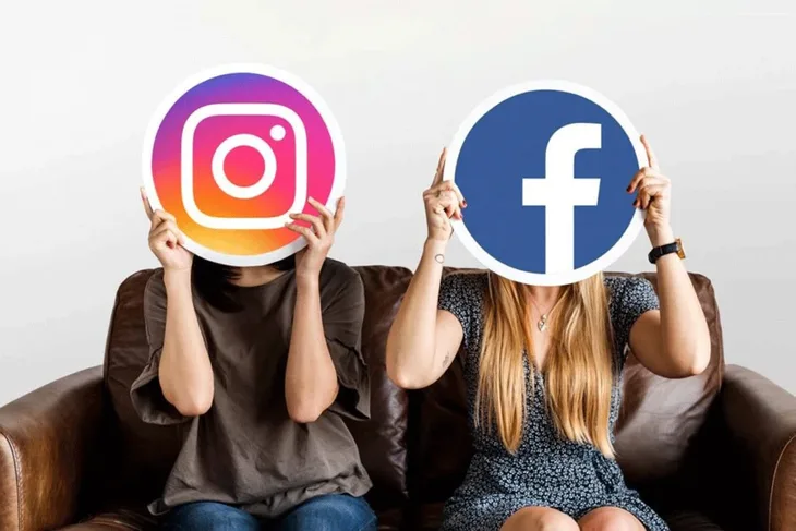 Instagram FB