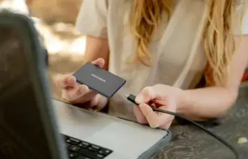 Punjac usb 872x610