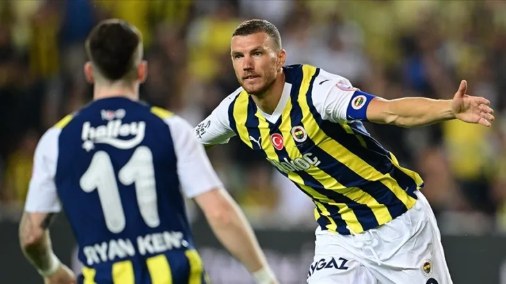 edin dzeko AA