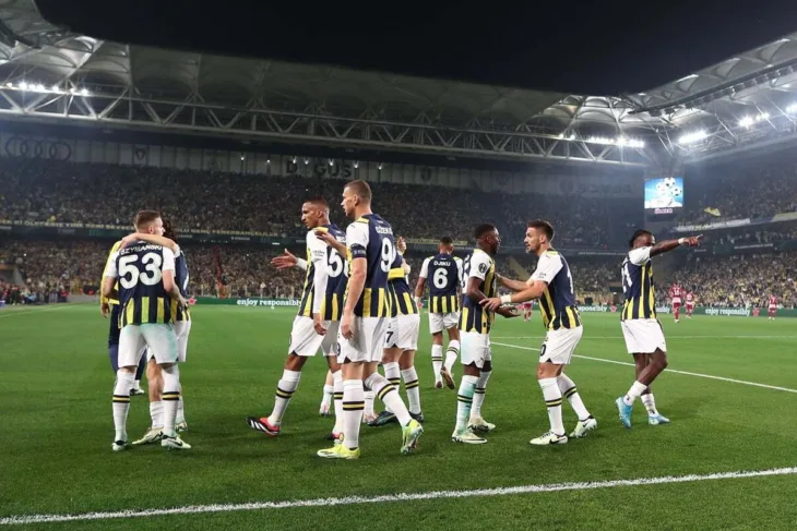Fenerbahce Edin Džeko