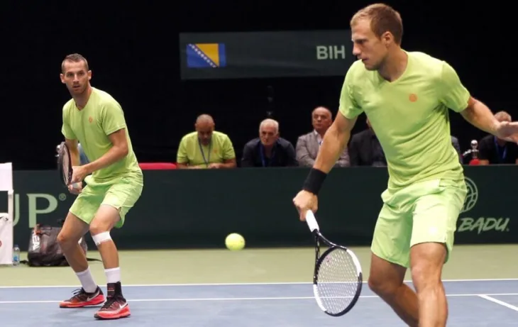 Davis cup mirza basic 872x551
