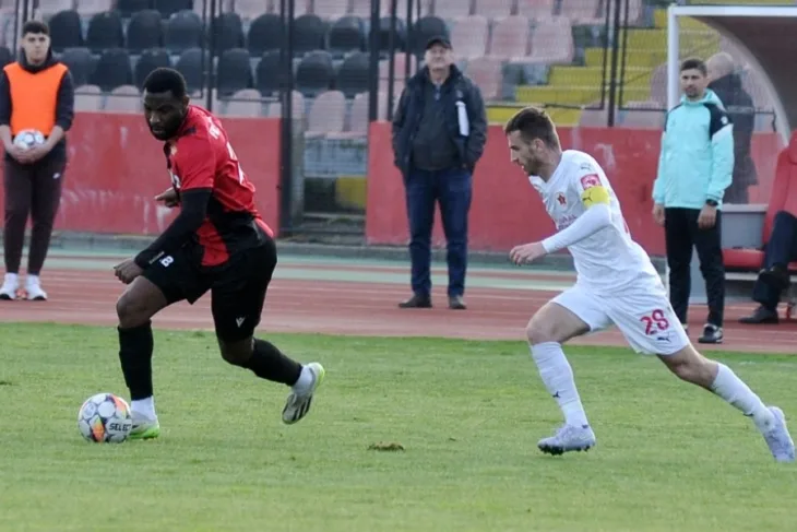 FK sloboda FK velez 04