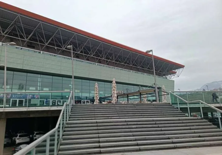 Arena zenica 1 872x610