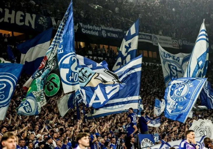 Schalke 872x610