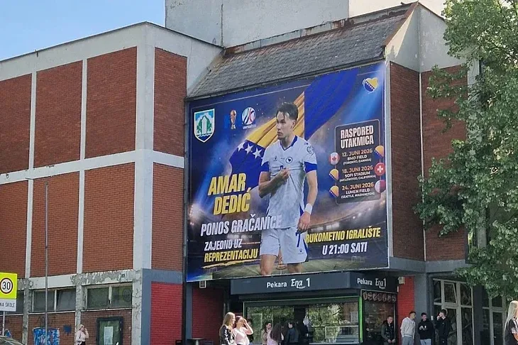 Amar Dedic Bilbord na zgradi u Gračanici