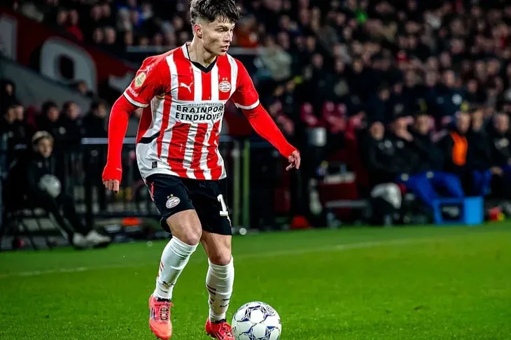 Esmir Bajraktarevic Foto: PSV