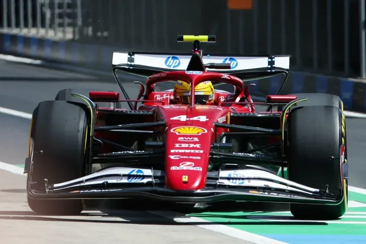 Lewis Hamilton VN Kine