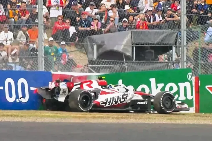 Oliver Bearman izletio u ogradu