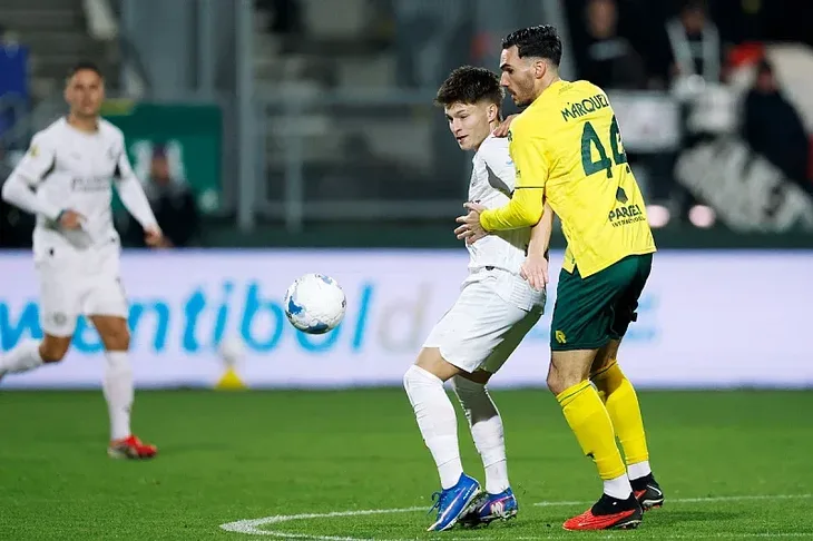 PSV Eindhoven Esmir Bajraktarevic