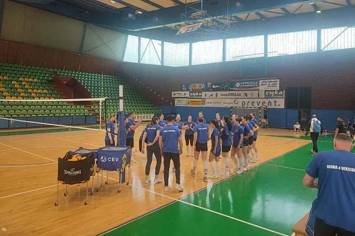 Zenska odbojkaska reprezentacija Bi H