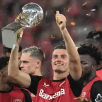 21 12 Schick Bayer Leverkusen Superkup 696x392