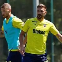Edin Dzeko Dusan Tadic