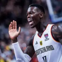 Dennis Schroder kapiten njemacke kosarkaske reprezentacije
