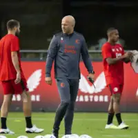 Arne Slot 1 e1761312381264 872x605