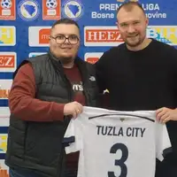 Aleksey Nikitin na potpisu ugovora za FK Tuzla City
