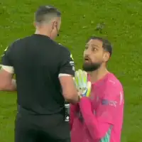 Gianluigi Donnarumma Pao na koljena i molio sudiju da poništi gol Evertonu