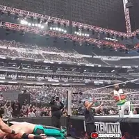 I Show Speed zaprepastio gledatelje Wrestle Manije stravicnim skokom na Logana Paula