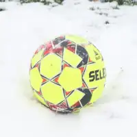 Snijeg fudbal