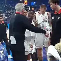 Trenutak sukoba tokom pauze njemacka kosarka